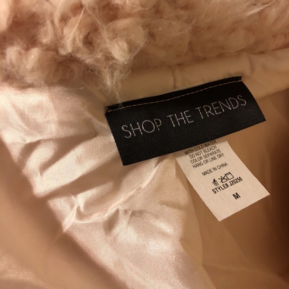 Fuzzy Open Sherpa Jacket - Picture 6 of 7